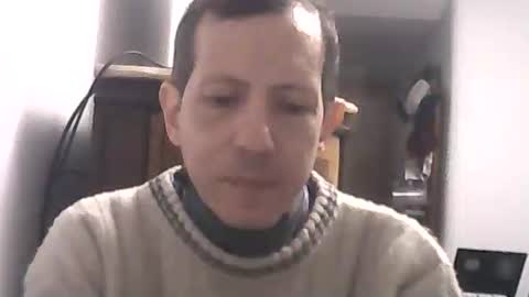 Snapshot of lucianoaxel chatting on 05.28.26 Luciano online show from 05.28.26