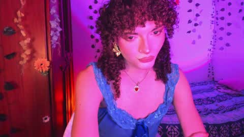 Snapshot of lucianromeo17 chatting on 04.07.26 Lucy or Lucian 3 Come to my social Links3 online show from 04.07.26