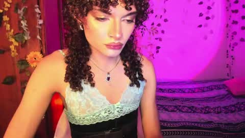 Snapshot of lucianromeo17 chatting on 04.17.26 Lucy or Lucian 3 Come to my social Links3 online show from 04.17.26