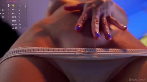 Snapshot of lucie_beltran chatting on 02.26.25 Next stream start at 1500hs GTM-3 online show from 02.26.25