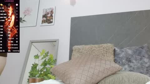 Lucie   online show from 01.02.25