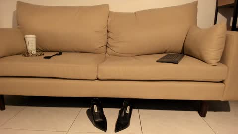 Snapshot of lucie_oude_ chatting on 01.04.25 Lucie online show from 01.04.25