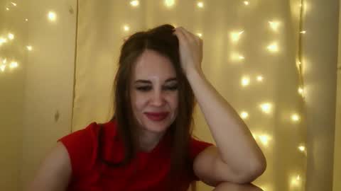 Snapshot of luciemack chatting on 04.10.26 LucieMack online show from 04.10.26