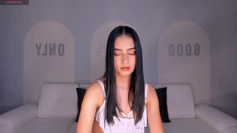 Lucie Martin online show from 04.29.26