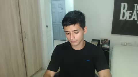 Snapshot of lucifferr_ chatting on 02.11.25 leonel online show from 02.11.25