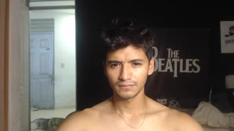 Snapshot of lucifferr_ chatting on 09.18.25 leonel online show from 09.18.25