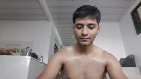 Snapshot of lucifferr_ chatting on 03.26.26 leonel online show from 03.26.26