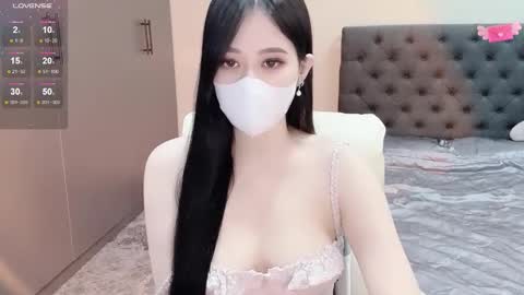 Snapshot of lucii04 chatting on 01.09.26 lucii04 online show from 01.09.26