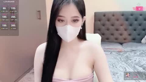 Snapshot of lucii04 chatting on 01.14.26 lucii04 online show from 01.14.26