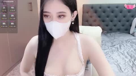 Snapshot of lucii04 chatting on 01.18.26 lucii04 online show from 01.18.26