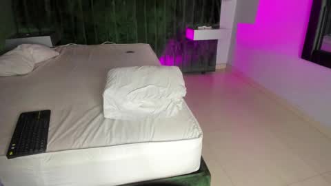 Leo online show from 10.20.25