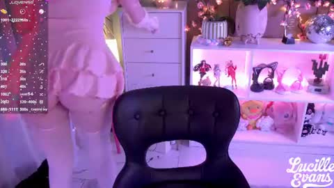 Lucy UwU online show from 06.18.26