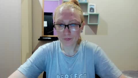 lucky_licky20 online show from 03.01.25