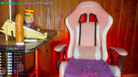 Luca  Lucky    online show from 12.22.24