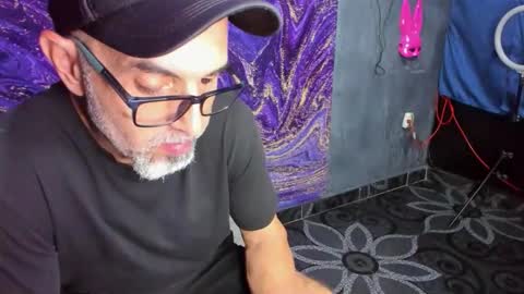 Snapshot of lucky_psychoguy69 chatting on 11.10.25 lucky_psychoguy69 online show from 11.10.25