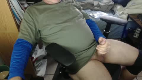 Snapshot of luckycharms9595 chatting on 01.08.25 luckycharms9595 online show from 01.08.25