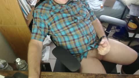 Snapshot of luckycharms9595 chatting on 01.14.25 luckycharms9595 online show from 01.14.25