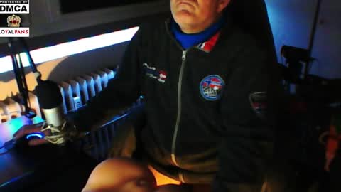 Snapshot of luckyfreak1 chatting on 02.02.25 call me Stefan online show from 02.02.25