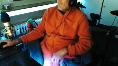 Snapshot of luckyfreak1 chatting on 03.07.26 call me Stefan online show from 03.07.26