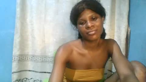 Snapshot of luckymadequeen chatting on 07.30.26 Gloria online show from 07.30.26