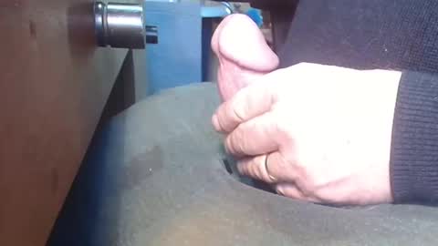 Snapshot of luckypirateboy chatting on 12.25.24 BIG Daddy cock. Tips make it harder online show from 12.25.24