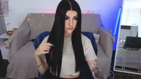 Monika online show from 09.26.25