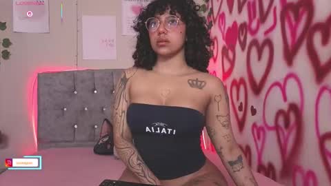 Luanis online show from 11.21.25