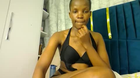 Snapshot of luckyy003 chatting on 09.14.25 brielle online show from 09.14.25