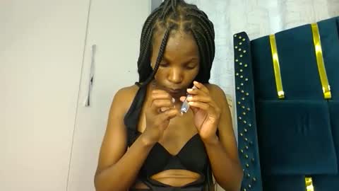 Snapshot of luckyy003 chatting on 10.13.25 brielle online show from 10.13.25