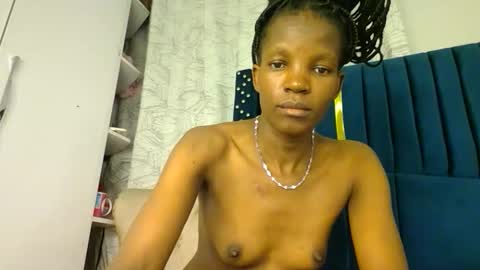 Snapshot of luckyy003 chatting on 10.19.25 brielle online show from 10.19.25