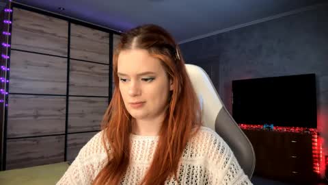 Snapshot of lucretiareisen chatting on 04.03.26 EmmaEmbers online show from 04.03.26