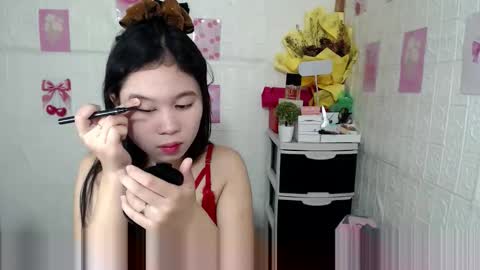 Snapshot of lucsin chatting on 12.04.25 lucsin online show from 12.04.25