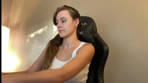 Snapshot of lucy12821 chatting on 05.18.26 Lucy online show from 05.18.26
