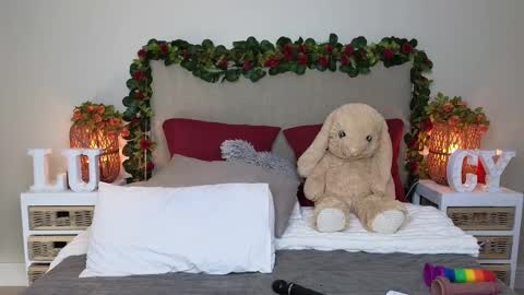 Lucy online show from 03.09.25