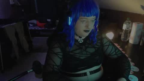 lucy43333 online show from 11.30.25