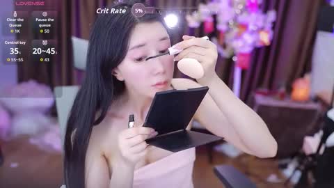 Lucy online show from 10.05.25