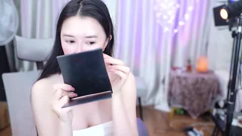 Snapshot of lucy__bb chatting on 02.15.26 Lucy online show from 02.15.26