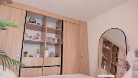 Paula           online show from 02.05.25