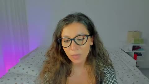 lucy__ray online show from 04.22.26