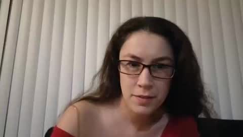 Snapshot of lucy_allison chatting on 01.24.25 Lucy online show from 01.24.25