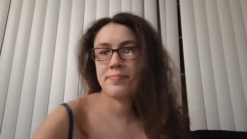 Snapshot of lucy_allison chatting on 02.04.25 Lucy online show from 02.04.25