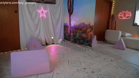 Lucy. online show from 09.17.25