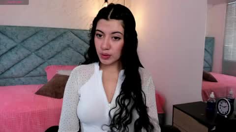 Lucy Greys online show from 04.29.26