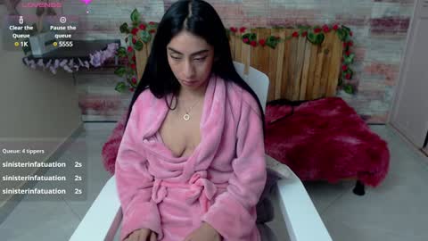 Snapshot of lucy_joi chatting on 12.17.24 Luciana online show from 12.17.24