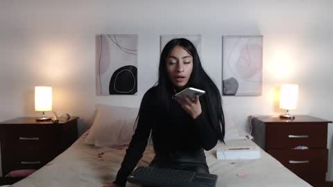 Snapshot of lucy_joi chatting on 02.13.25 Luciana online show from 02.13.25