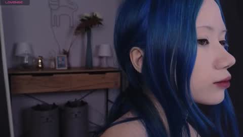 Snapshot of lucy_millss chatting on 02.27.25  LUCY  online show from 02.27.25