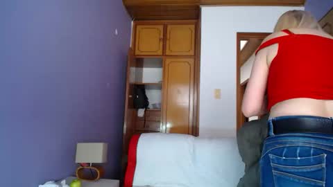  SleepyAbuela online show from 02.07.26