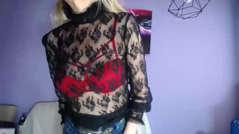  SleepyAbuela online show from 04.25.26