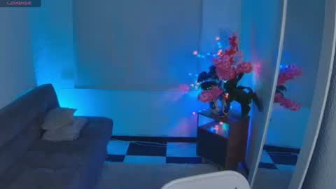 Snapshot of lucy_priincess chatting on 06.21.26 lucy online show from 06.21.26
