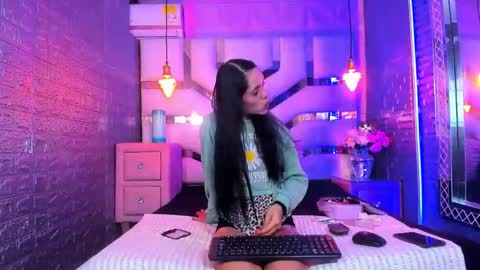 Lucy unlimit come back here  online show from 04.25.26